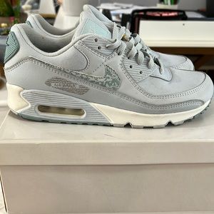 Air Max 90 Light Blue